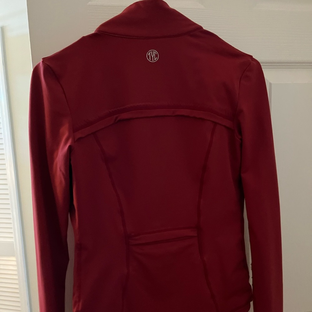 Long sleeve Zip up Jacket!